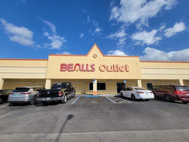 More Photos Of 2501-2573 Old Vineland Rd, Kissimmee Unknown For Lease