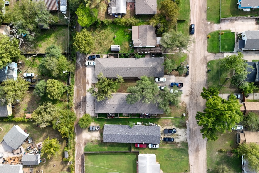 More Photos Of 1322 S Vine St, Wichita Apartments For Sale