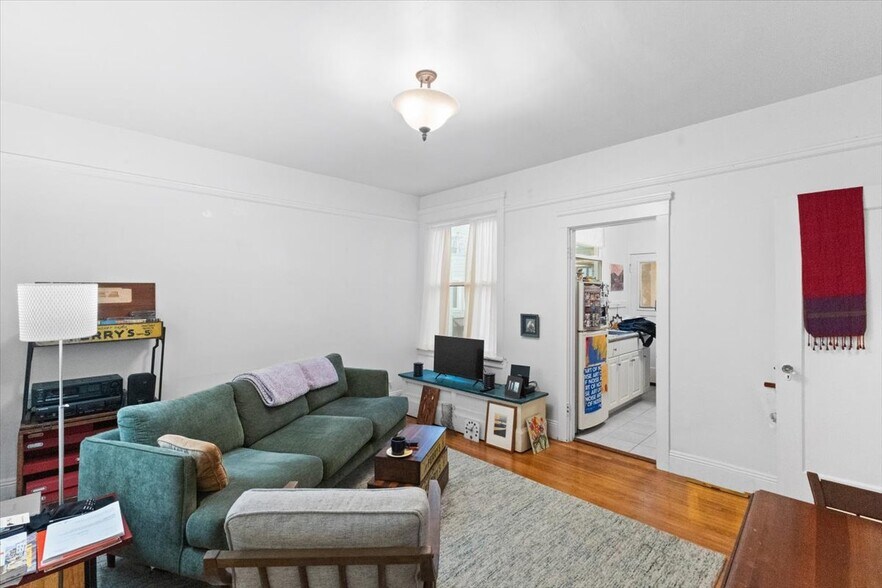 More Photos Of 2835 Anza St, San Francisco Apartments For Sale