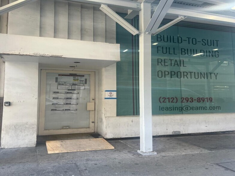 More Photos Of 11 W 56th St, New York General Retail For Lease