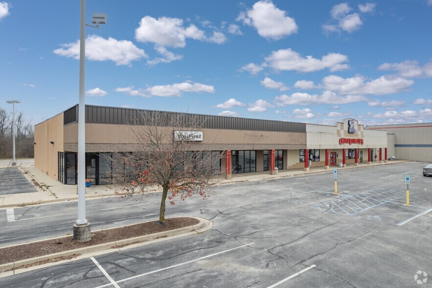 Primary Photo Of 5455 Airport Hwy, Toledo Storefront For Sale