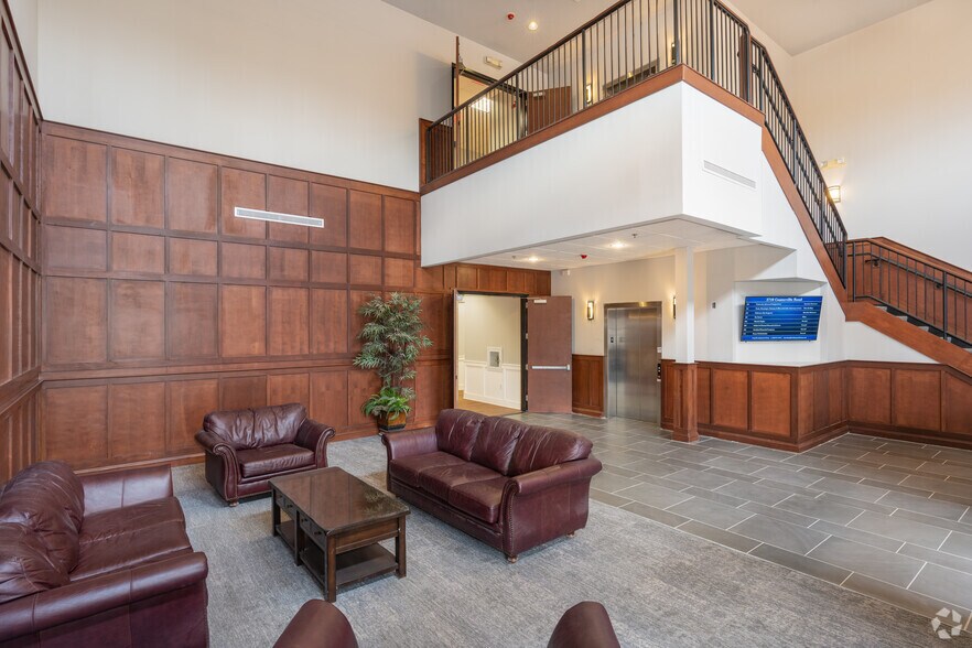 More Photos Of 2710 Centerville Rd, Wilmington Office For Lease