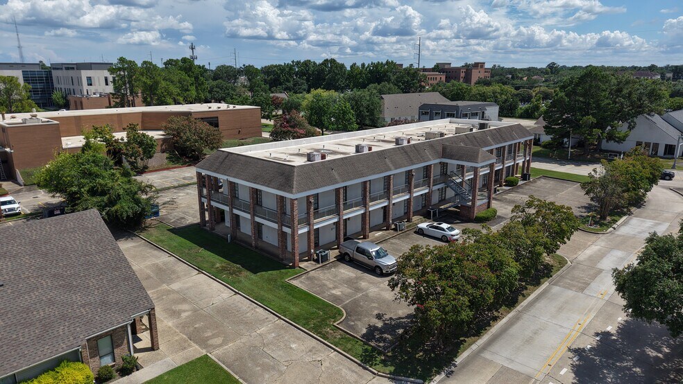 More Photos Of 7423 Picardy Ave, Baton Rouge Medical For Lease
