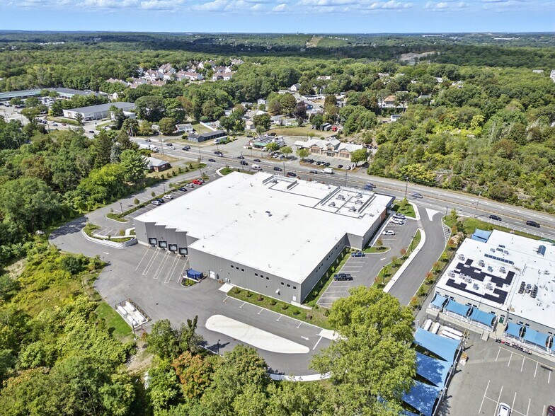 More Photos Of 373 Highland Ave, Salem Industrial For Lease