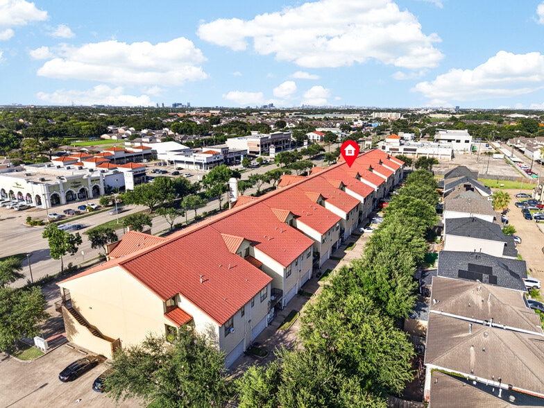 More Photos Of 12989 Bellaire Blvd, Houston Storefront For Sale