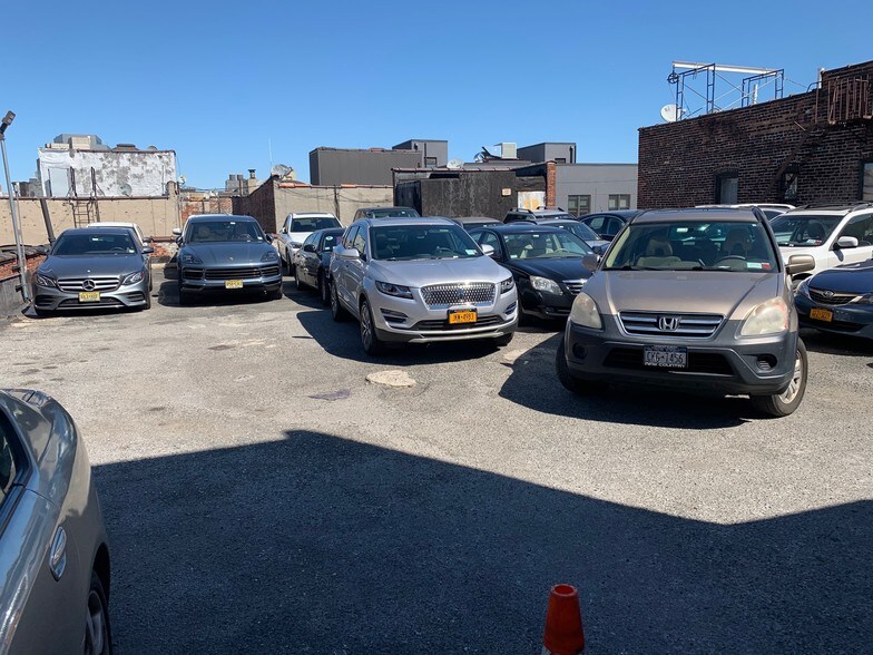 More Photos Of 519 W 161st St, New York Specialty For Sale