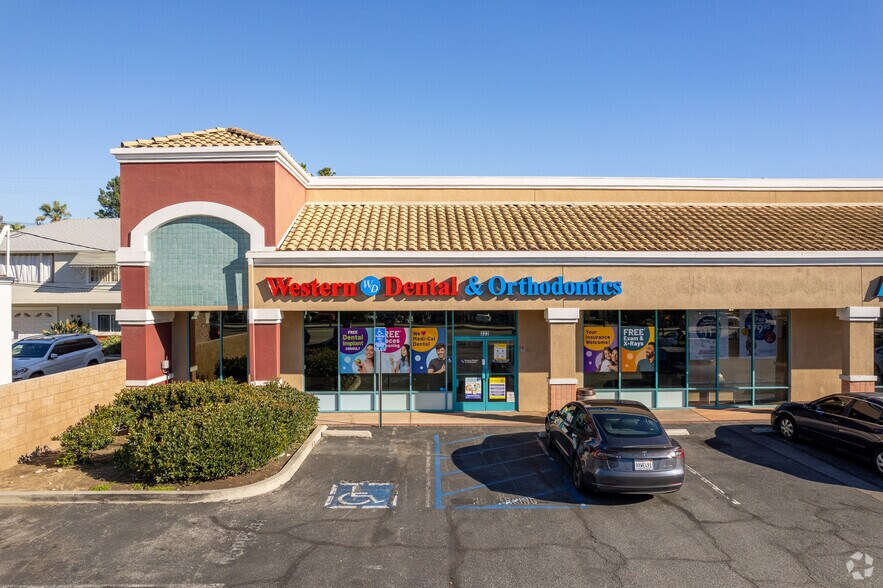 More Photos Of 300-316 N Glendale Ave, Glendale Unknown For Lease