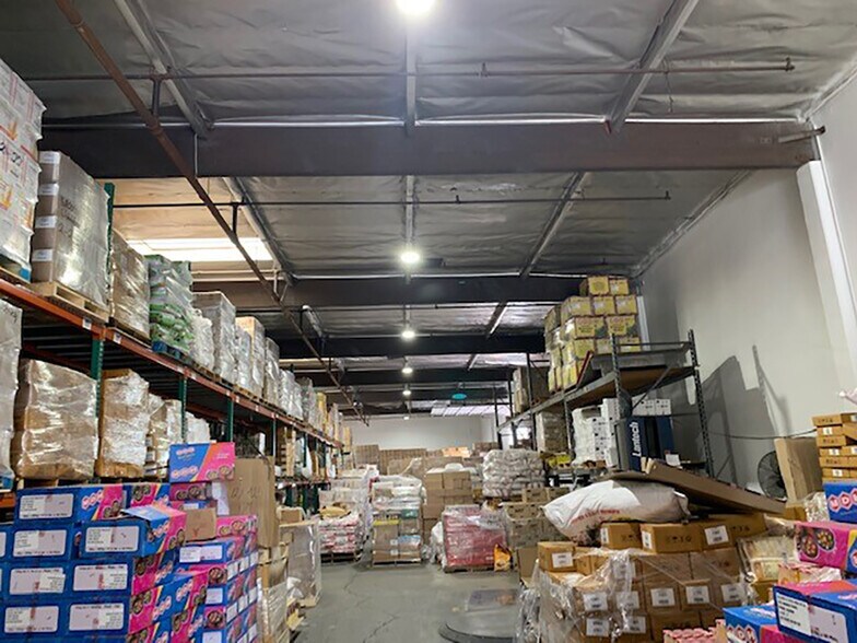 More Photos Of 13815 Struikman Rd, Cerritos Manufacturing For Sale