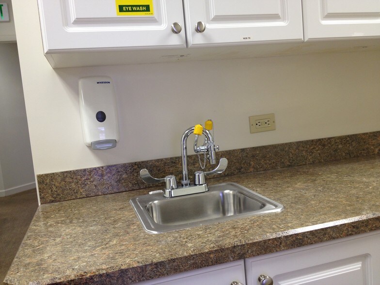 More Photos Of 1861 SE Port St Lucie Blvd, Port Saint Lucie Medical For Lease