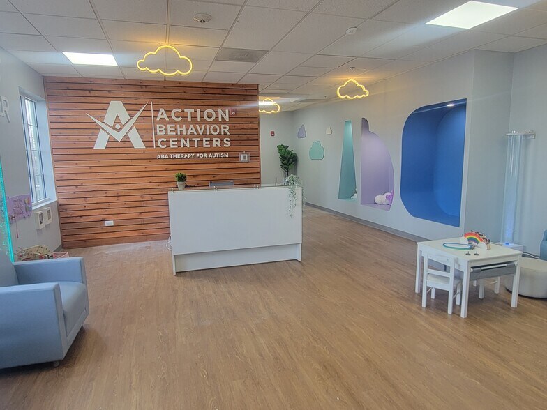 More Photos Of 10043 Lincoln Hwy, Frankfort Medical For Lease