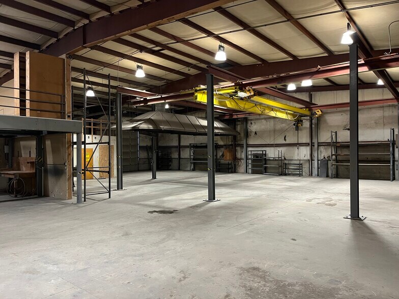 More Photos Of 5625 48th Dr NE, Marysville Manufacturing For Sale