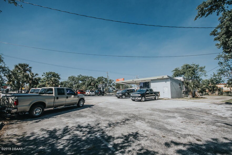 More Photos Of 555 W International Speedway Blvd, Daytona Beach Auto Dealership For Sale