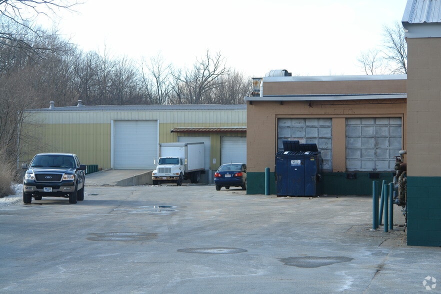 More Photos Of 360 Broadway, Taunton Warehouse For Lease