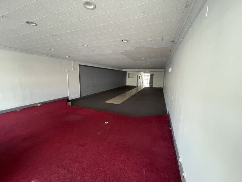 More Photos Of 6450 Bellingham Ave, North Hollywood Storefront Retail Office For Lease