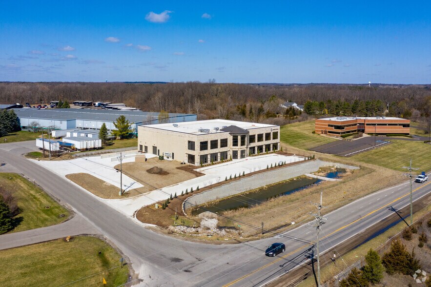 More Photos Of 12877 Emerson Dr, Brighton Flex For Sale