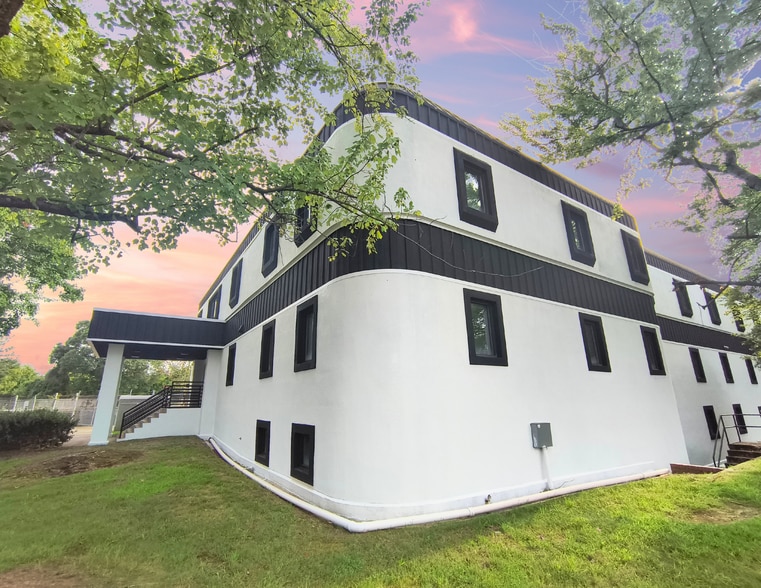 More Photos Of 1515 S Clarkson St, Charlotte Loft Creative Space For Lease