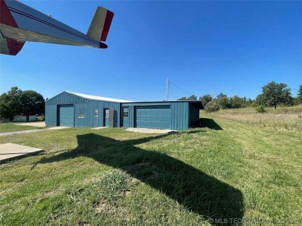 More Photos Of 371971 W 51 Hwy, Mannford Industrial For Sale