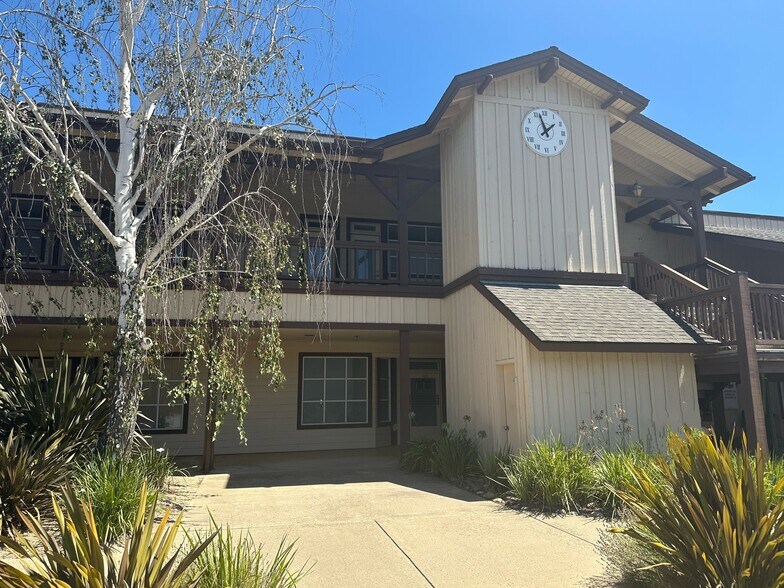 More Photos Of 240 E Highway 246, Buellton Office For Lease