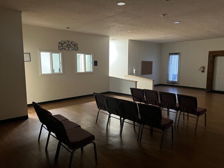 More Photos Of 2150 Greenbrier St, Charleston Office For Sale