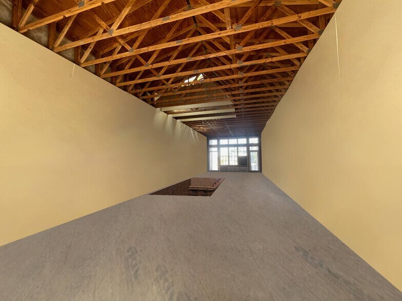 More Photos Of 513 Poplar St, Cambridge Storefront Retail Residential For Sale