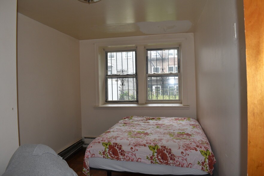 More Photos Of 734 E 227th St, Bronx Apartments For Sale