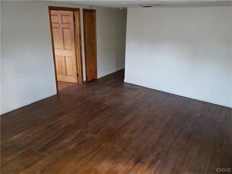 More Photos Of 745-747 Erie Blvd W, Rome Storefront Retail Residential For Sale