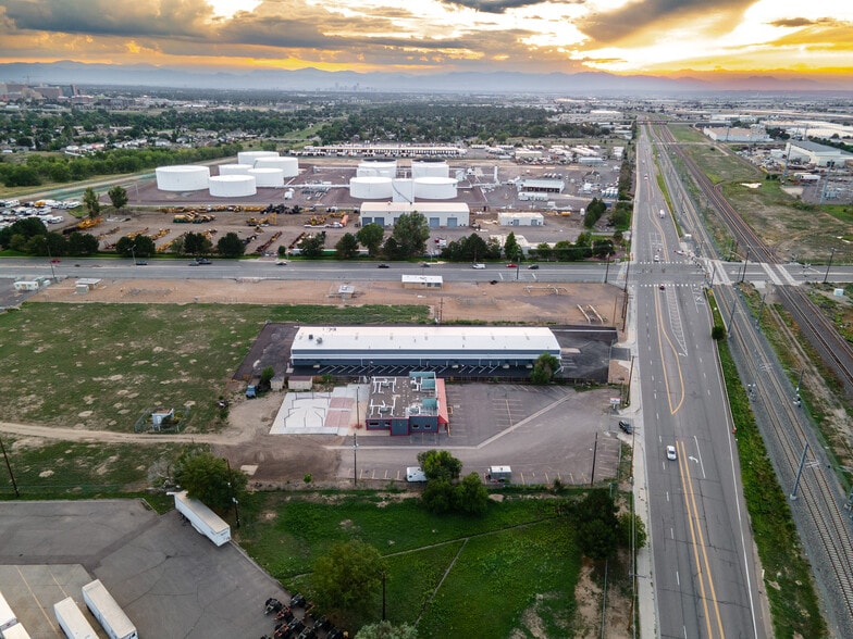 More Photos Of 15370 E Smith Rd, Aurora Warehouse For Lease
