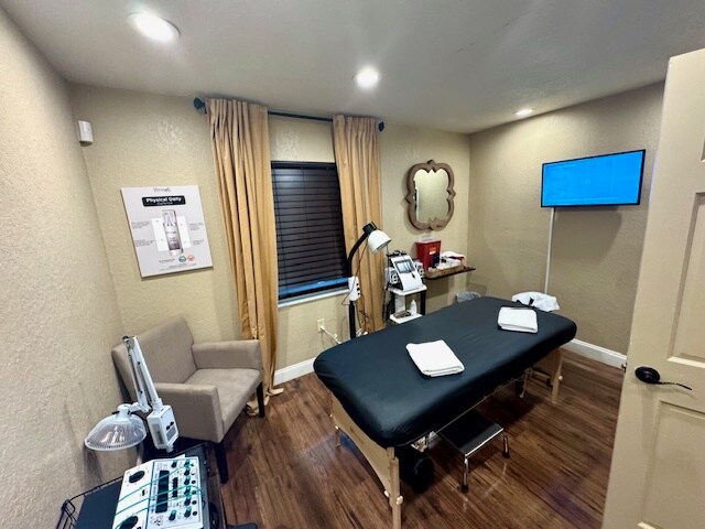 More Photos Of 1107 Person St, Kissimmee Medical For Sale