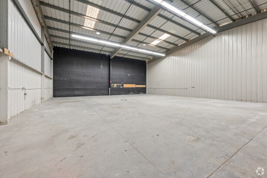 More Photos Of 15750 Arrow Hwy, Fontana Manufacturing For Lease