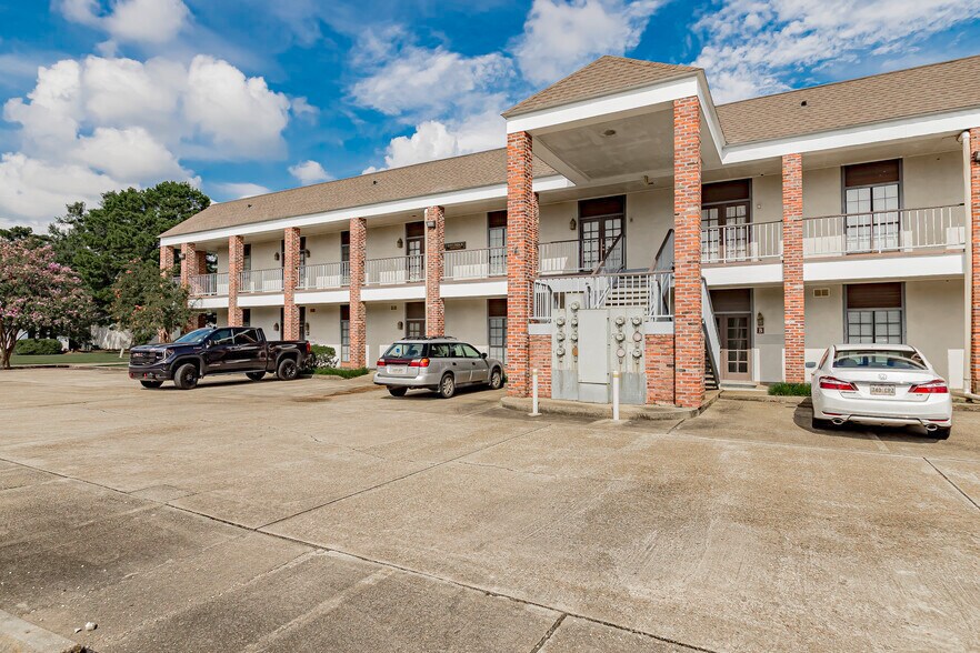 More Photos Of 7423 Picardy Ave, Baton Rouge Medical For Lease