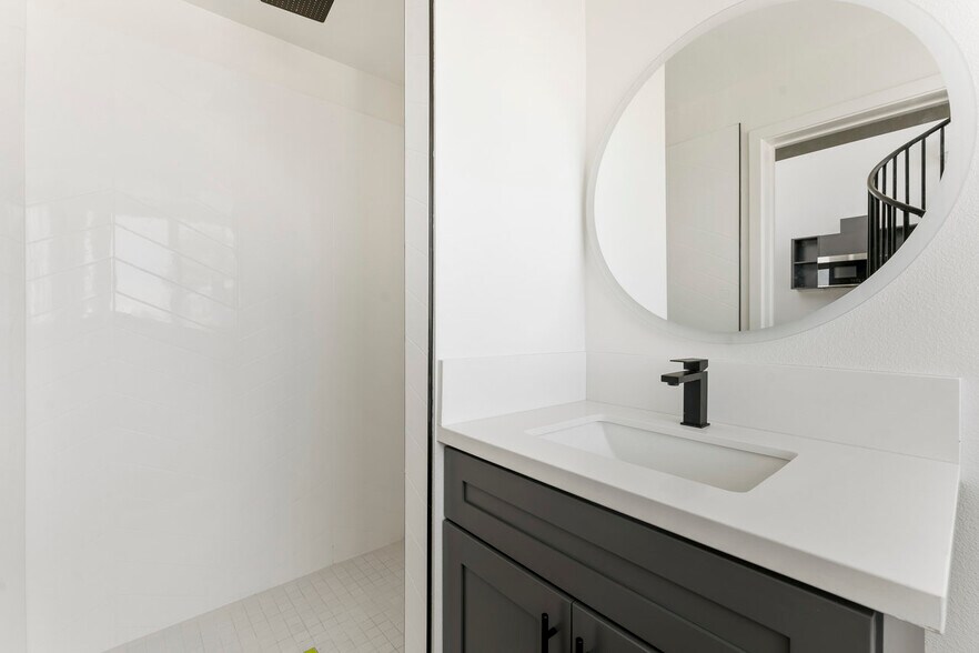 More Photos Of 2828 Howard Ave, San Diego Apartments For Sale