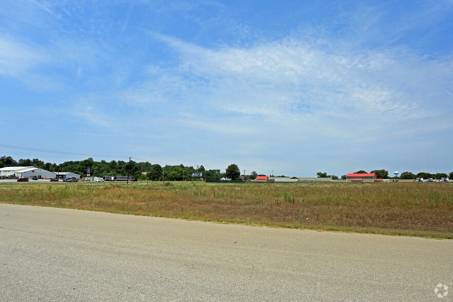 More Photos Of 29800 Three Notch Rd, Charlotte Hall Land For Lease