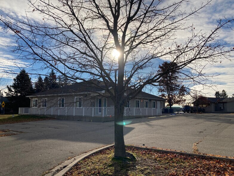 More Photos Of 600 Bennett St, Rose City Medical For Sale