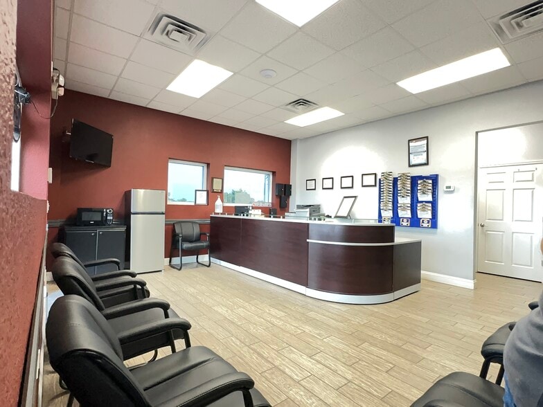 More Photos Of 875 N Cocoa Blvd, Cocoa Auto Dealership For Sale
