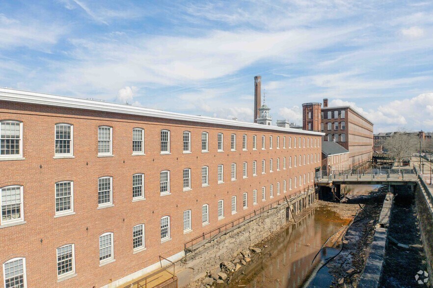 More Photos Of 116 John St, Lowell Loft Creative Space For Lease