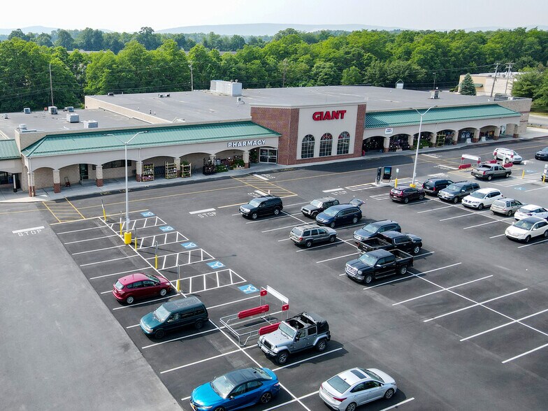 More Photos Of 950 Walnut Bottom Rd, Carlisle Unknown For Lease