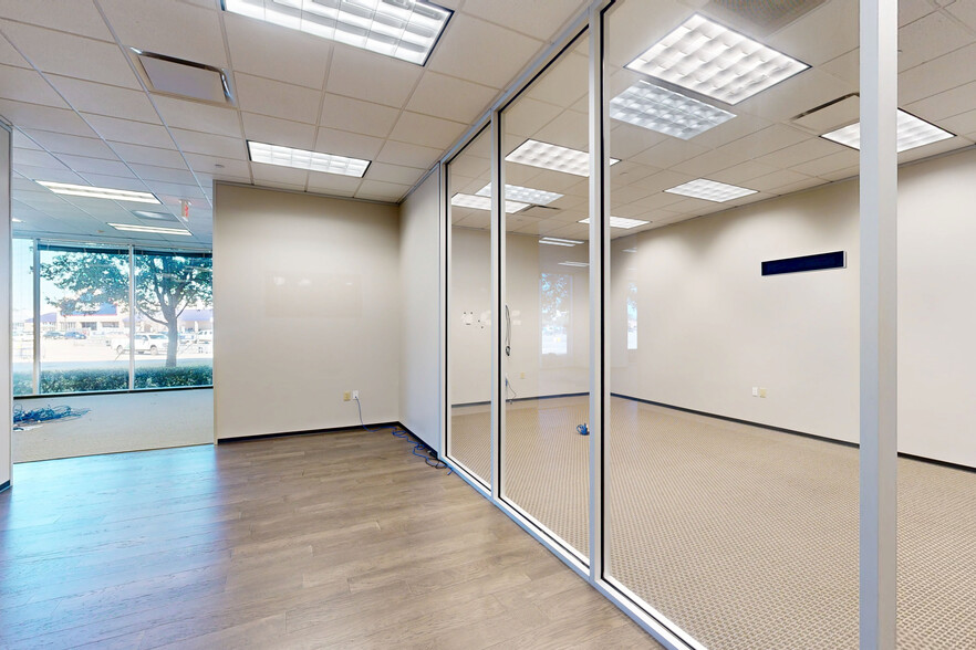More Photos Of , Houston Office For Sale