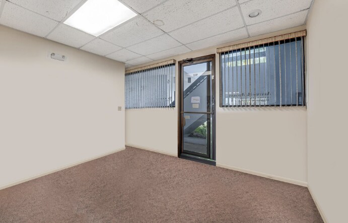 More Photos Of 4524 Gun Club Rd, West Palm Beach Office For Sale