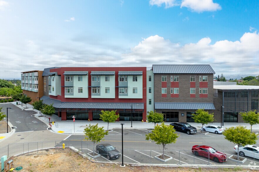 More Photos Of 14220 Walker St, Los Gatos Unknown For Lease