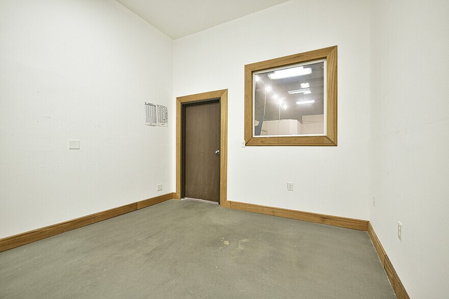 More Photos Of 1744 Forrest Way, Carson City Manufacturing For Sale