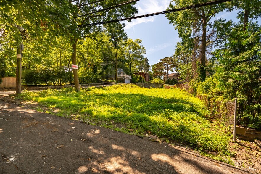 More Photos Of 6015 Independence Ave, Bronx Land For Sale