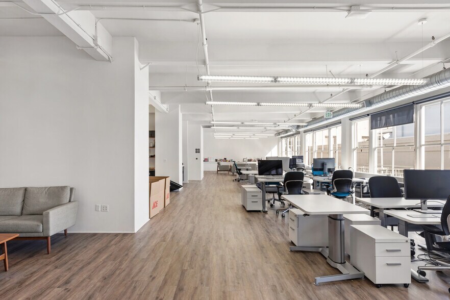 More Photos Of 222-228 Grant Ave, San Francisco Office For Lease