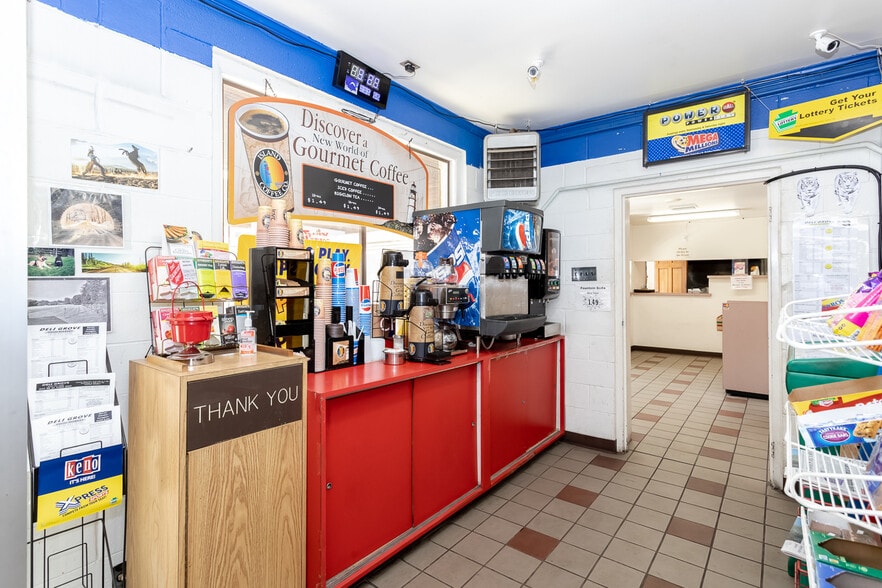 More Photos Of 1401 S Whitford Rd, West Chester Storefront Retail Residential For Sale