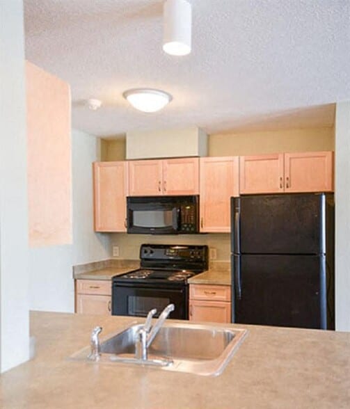 More Photos Of 290 Exchange Blvd, Rochester Apartments For Lease