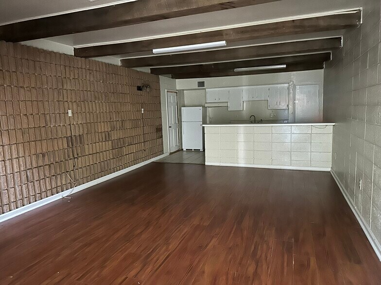 More Photos Of 555 E Boyd Dr, Baton Rouge Multifamily For Sale