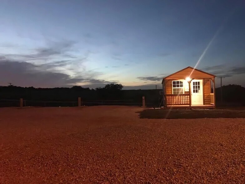 More Photos Of 2601 US-277, Ninnekah Trailer Camper Park For Sale