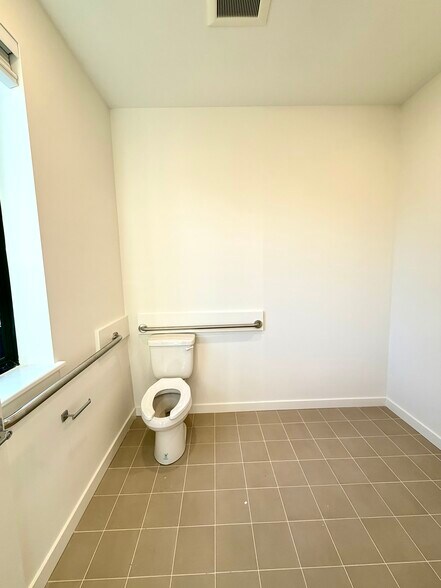 More Photos Of 80 Broadway, Arlington Apartments For Lease