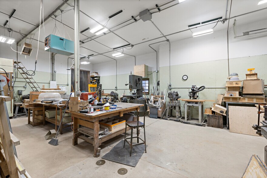 More Photos Of 275 Morristown Rd, Gillette Flex For Sale