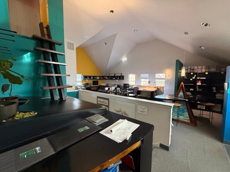 More Photos Of 20-22 Regency Plz, Glen, Glen Mills Office For Sale