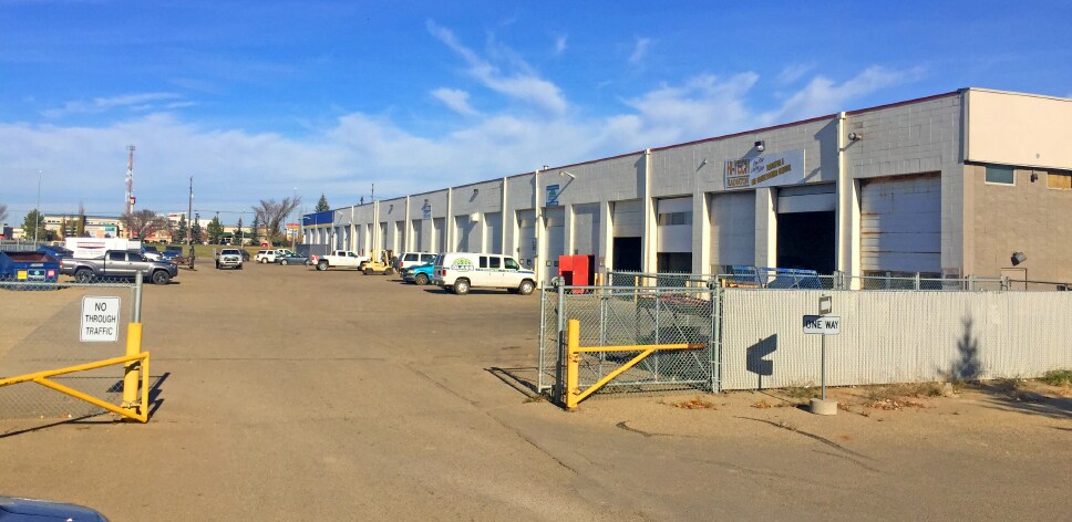 More Photos Of 6660 Taylor Dr, Red Deer Warehouse For Lease